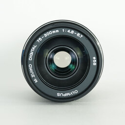 OLYMPUS M.ZUIKO DIGITAL ED 75-300mm F4.8-6.7 II