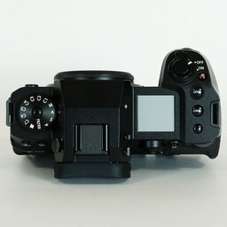 FUJIFILM X-H2
