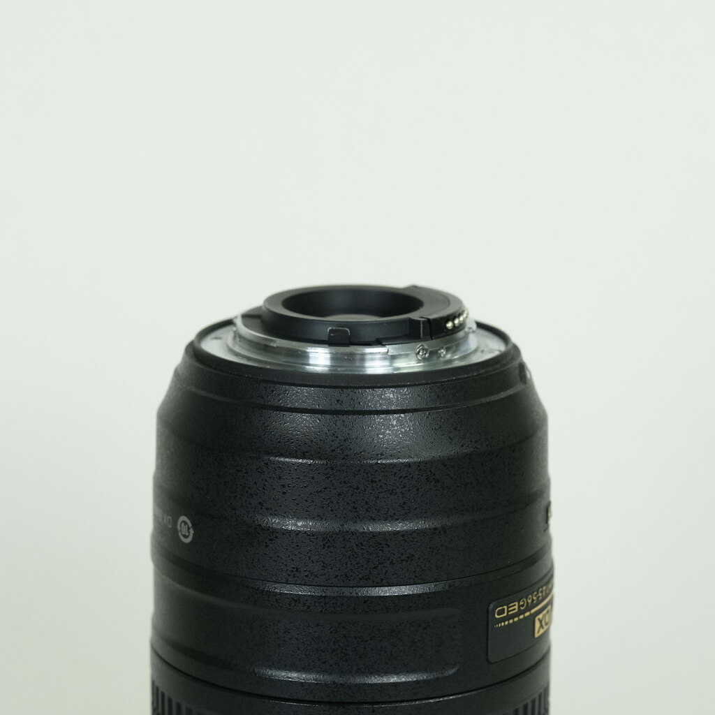 Nikon AF-S DX NIKKOR 55-300mm F4.5-5.6G ED VR Nikon AF-S DX NIKKOR 55-300mm F4.5-5.6G ED VR