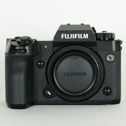 FUJIFILM X-H2
