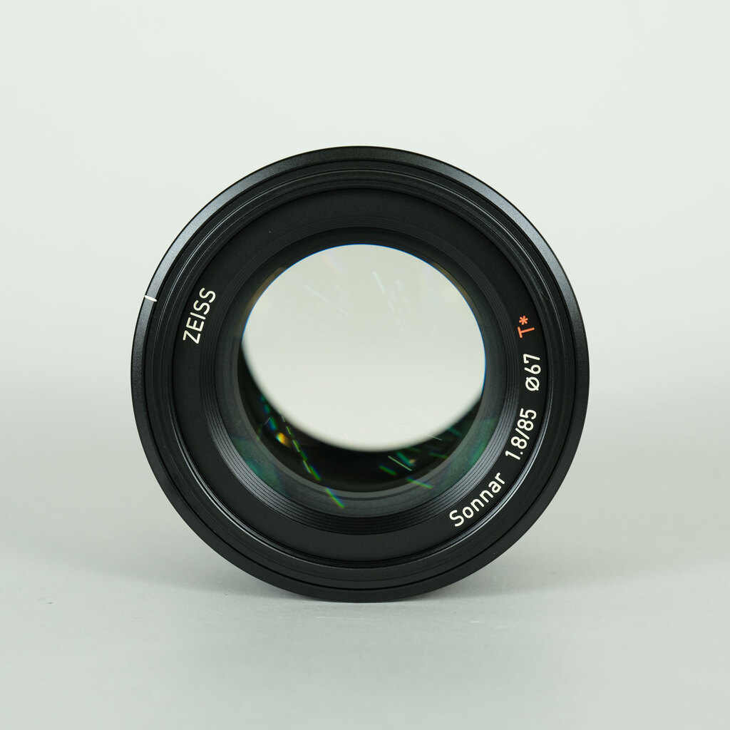 Carl Zeiss Batis 1.8/85 [ソニーE用]の出品 | ONE SCENE（ワンシーン）