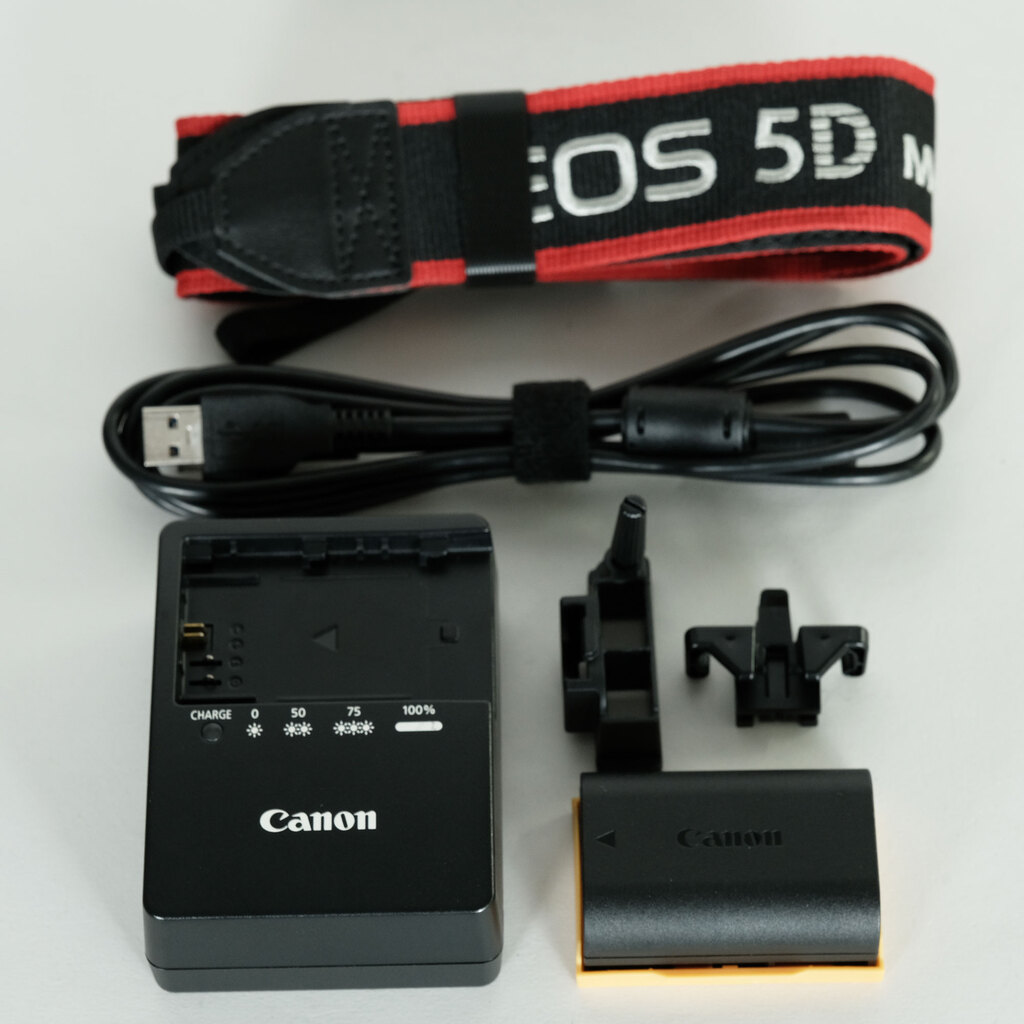 Canon EOS 5D Mark IV