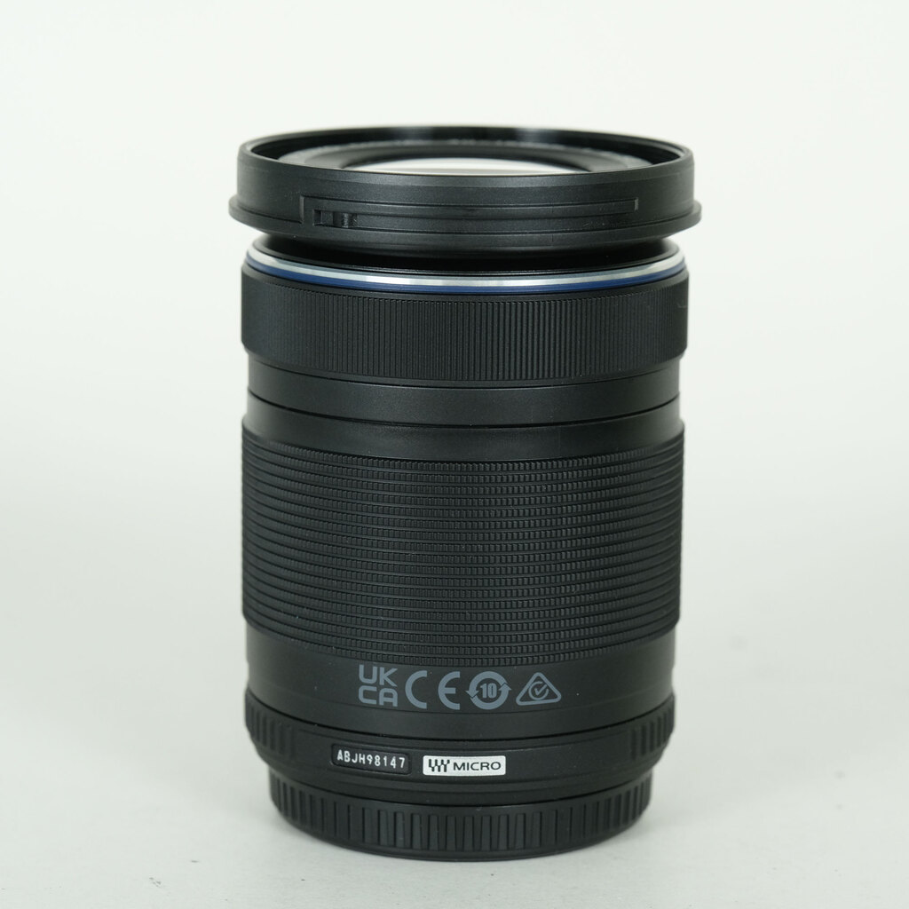 OLYMPUS M.ZUIKO DIGITAL ED 40-150mm F4.0-5.6 R [�u���b�N]