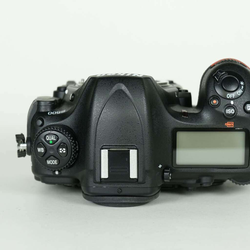 Nikon D500
