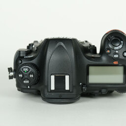 Nikon D500