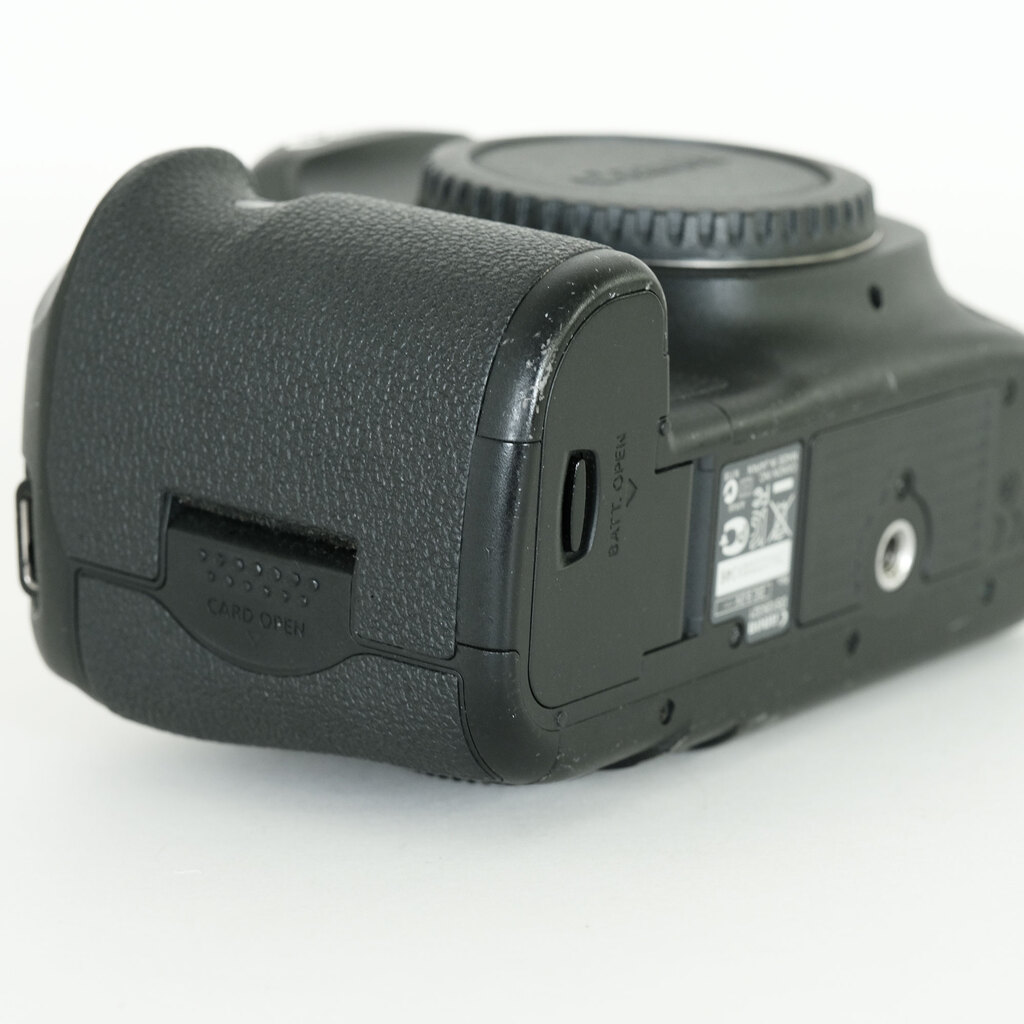 Canon EOS 5D Mark III Canon EOS 5D Mark III