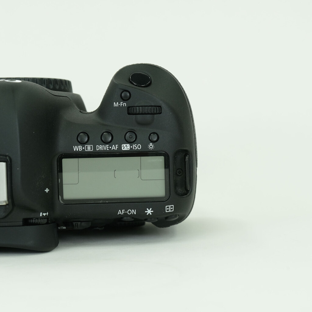 Canon EOS 5D Mark IV Canon EOS 5D Mark IV