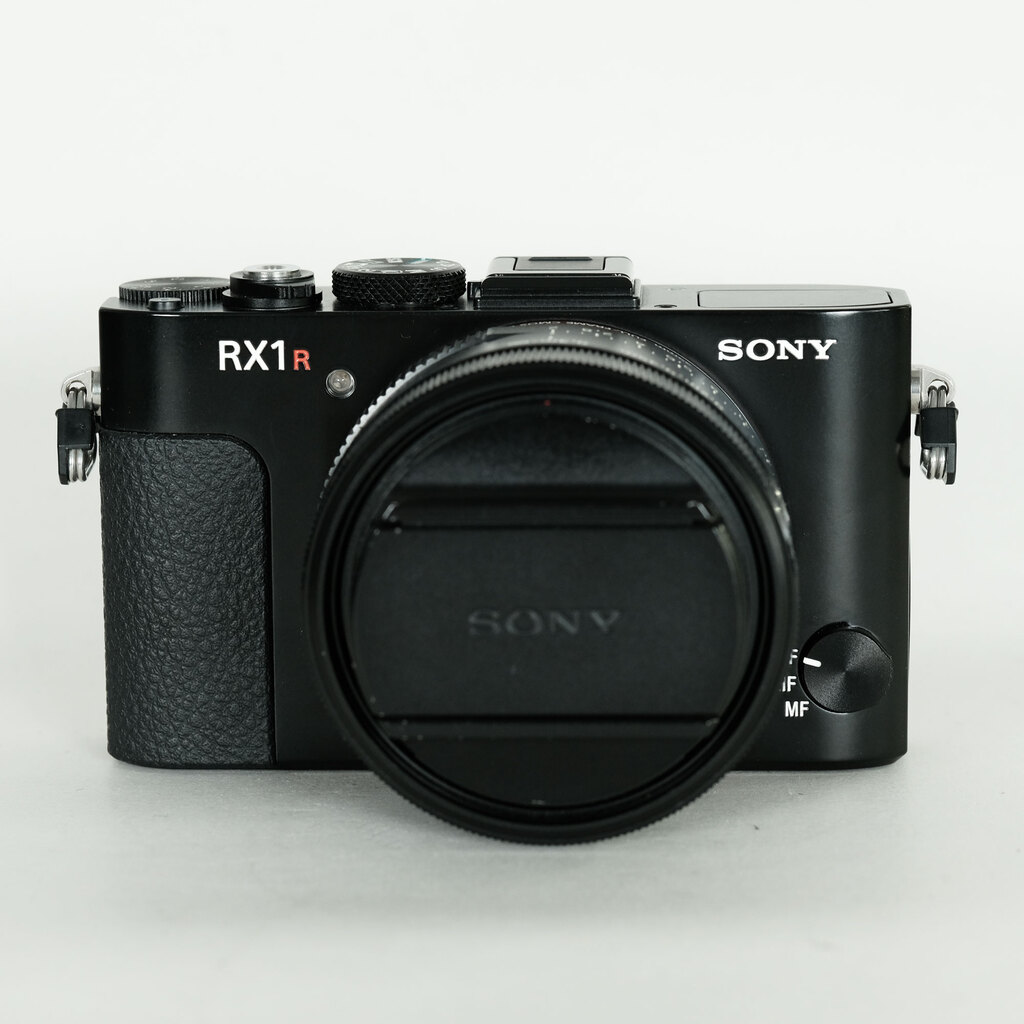 SONY Cyber-shot DSC-RX1Rの出品 | ONE SCENE（ワンシーン）