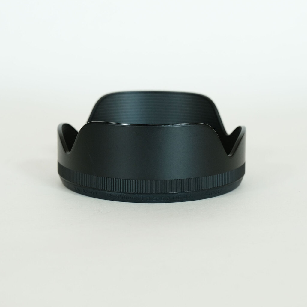 SIGMA 18-300mm F3.5-6.3 DC MACRO OS HSM｜Contemporary [キヤノンEF用]