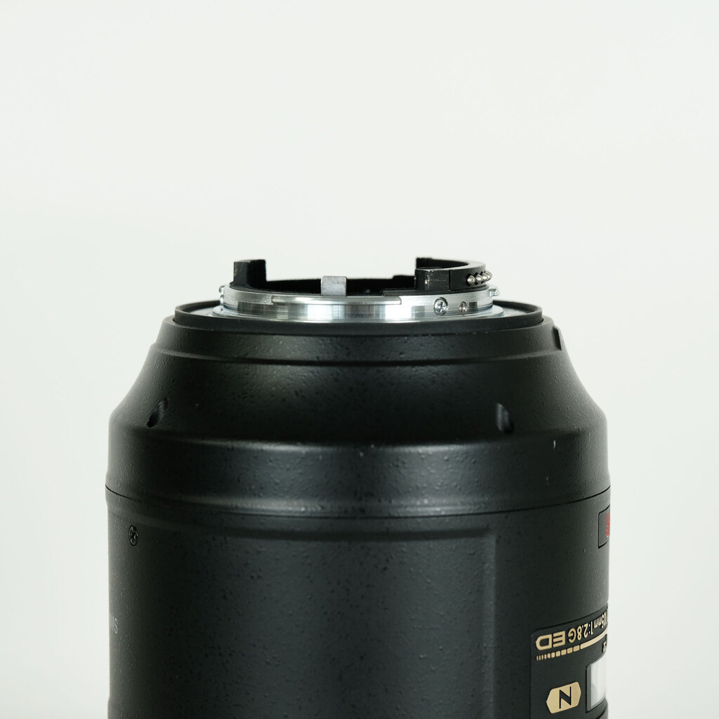 Nikon AF-S VR Micro-Nikkor 105mm f/2.8G IF-ED