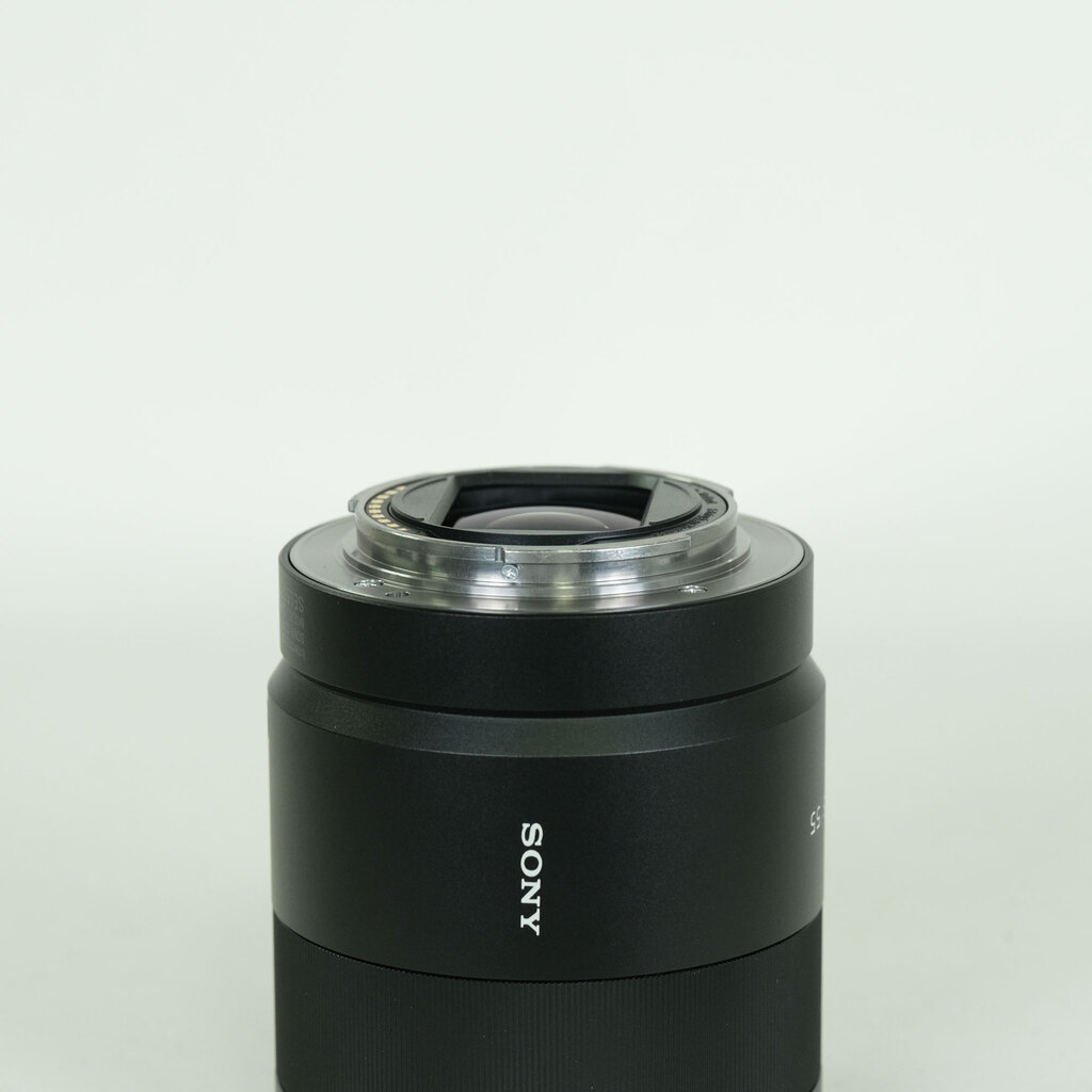 SONY Sonnar T* FE 55mm F1.8 ZA SEL55F18Z SONY Sonnar T* FE 55mm F1.8 ZA SEL55F18Z