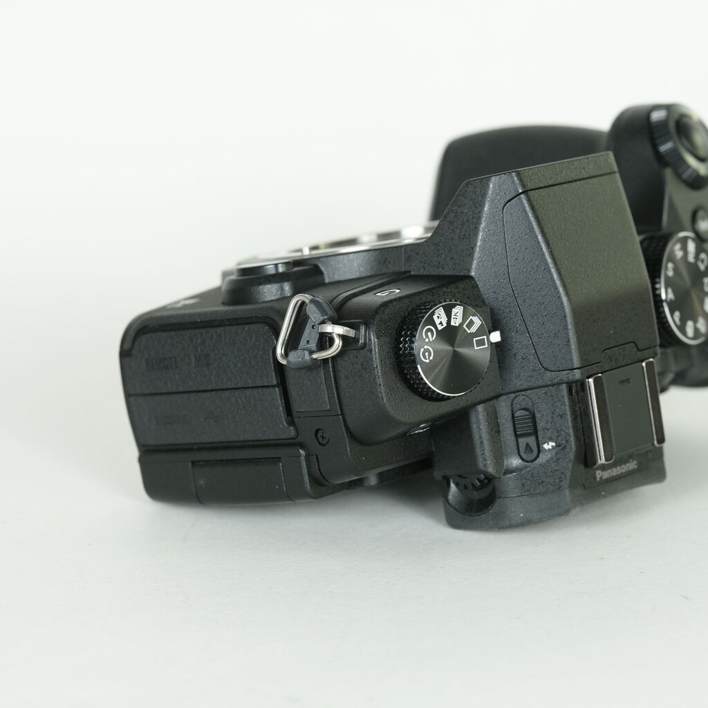 Panasonic LUMIX DMC-G8 Panasonic LUMIX DMC-G8