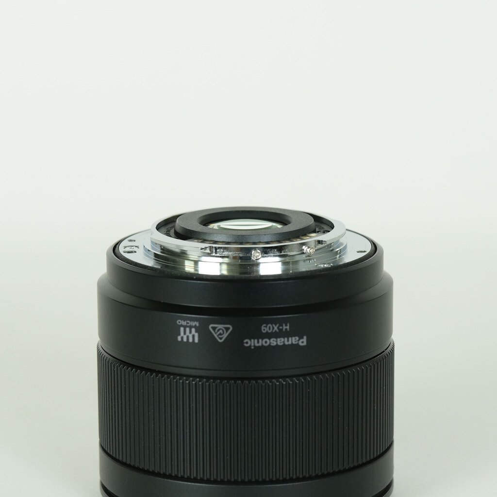 Panasonic LEICA DG SUMMILUX 9mm / F1.7 ASPH.