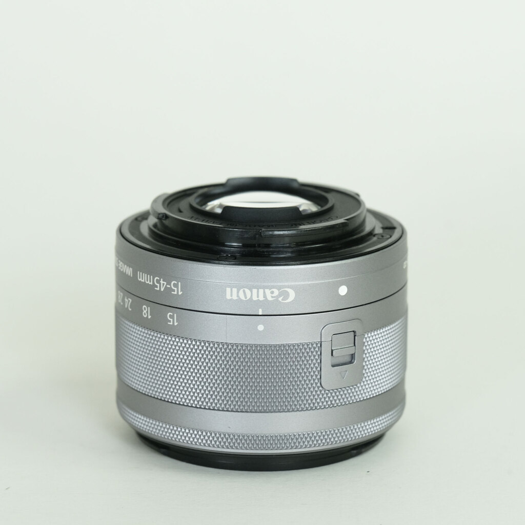 Canon EF-M15-45mm F3.5-6.3 IS STM