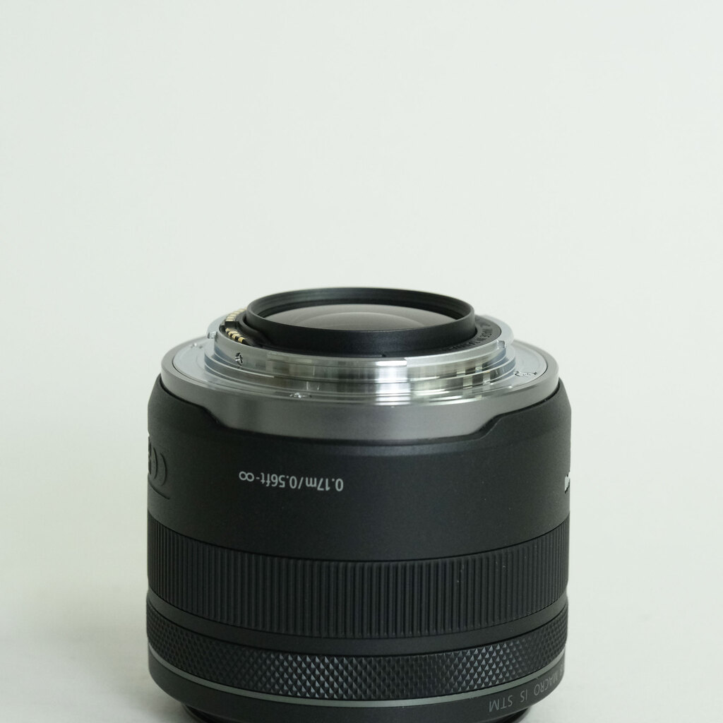 Canon RF35mm F1.8 MACRO IS STM