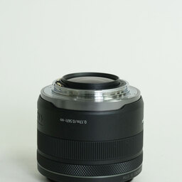 Canon RF35mm F1.8 MACRO IS STM
