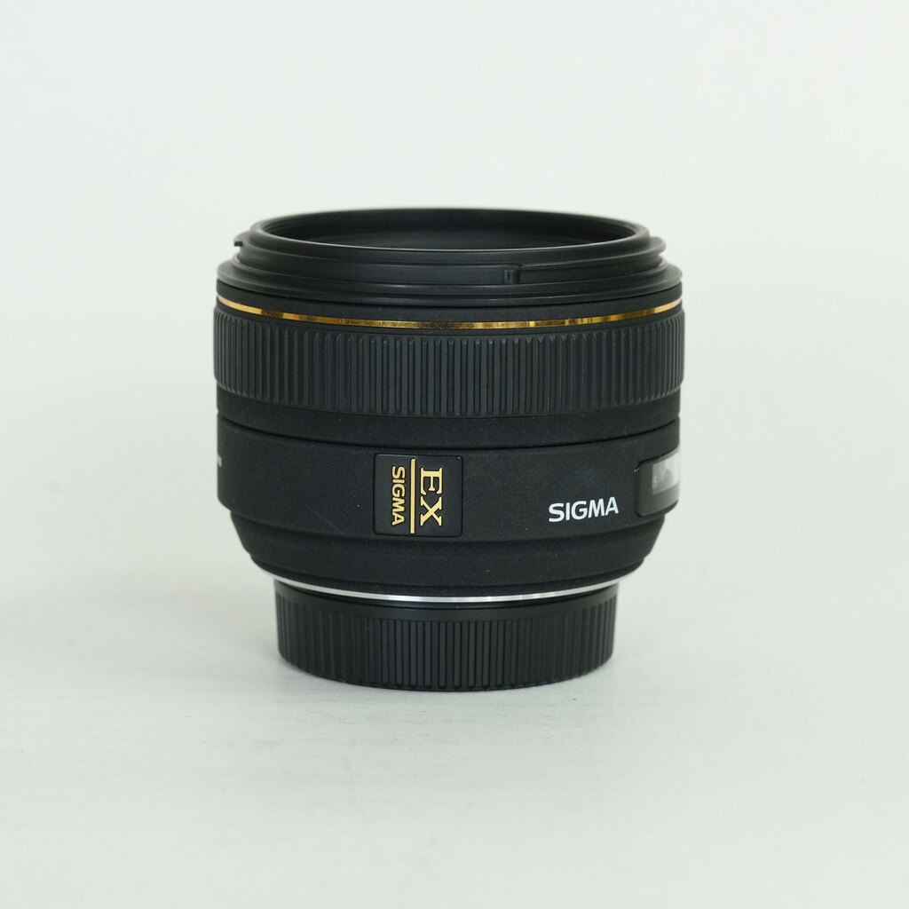 SIGMA 30mm F1.4EX DC HSM (ニコンF用)
