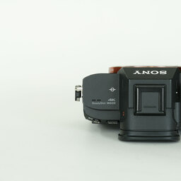 SONY α7 III(ILCE-7M3) SONY α7 III(ILCE-7M3)