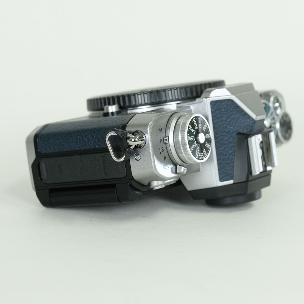 Nikon Z fc ボディ シルバー プレミアムエクステリア張替済み