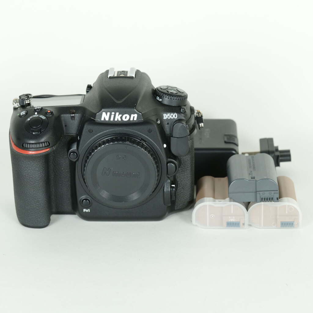 Nikon D500