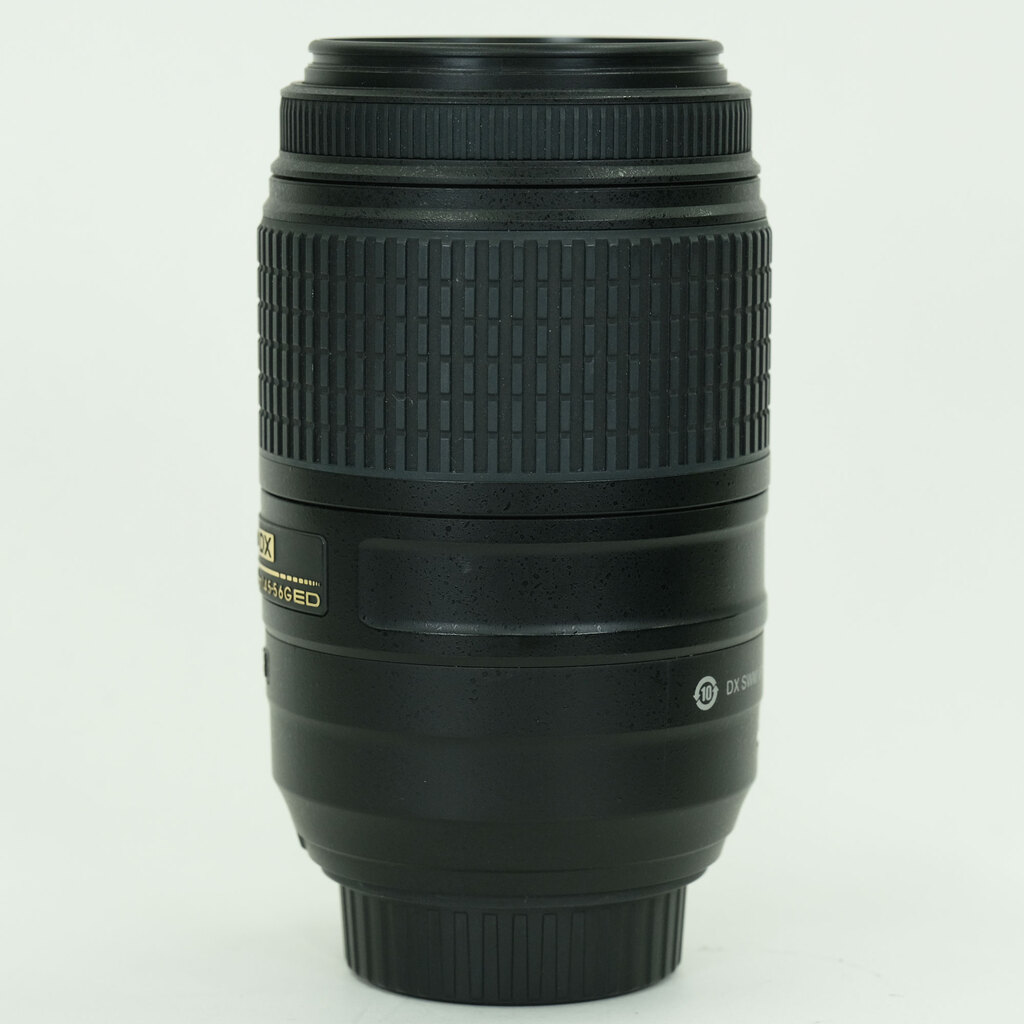 Nikon AF-S DX NIKKOR 55-300mm F4.5-5.6G ED VR Nikon AF-S DX NIKKOR 55-300mm F4.5-5.6G ED VR