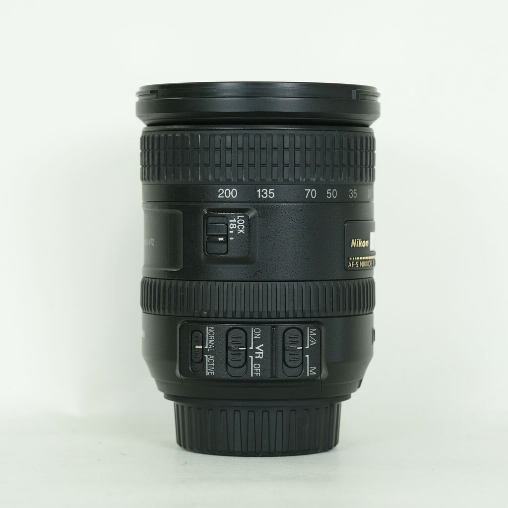 Nikon AF-S DX NIKKOR 18-200mm F3.5-5.6G ED VR II