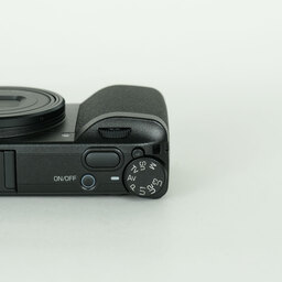 RICOH GR IV