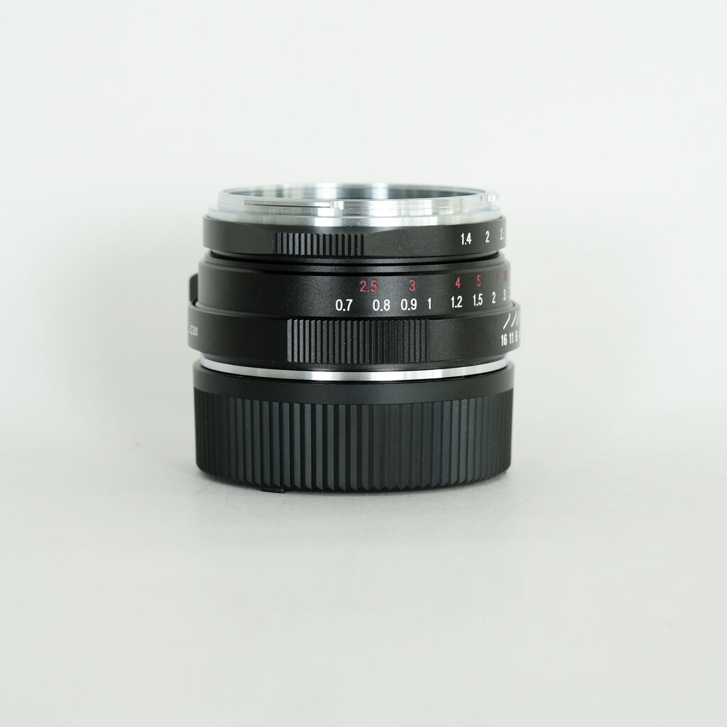 Voigtlander NOKTON Classic 35mm F1.4 II SC VM [ライカM用]