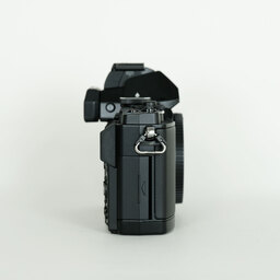 OLYMPUS OM-D E-M5 ボディ ブラック