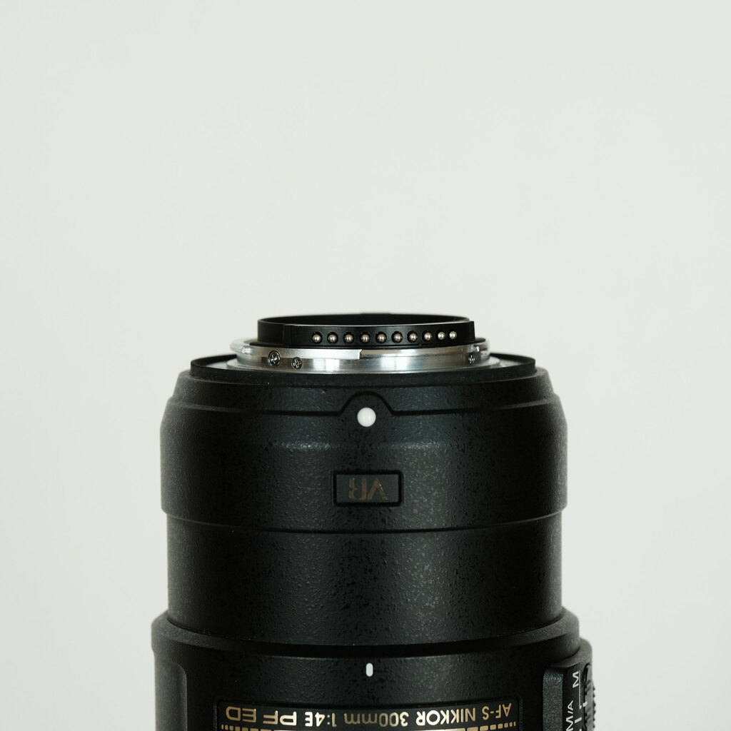 Nikon AF-S NIKKOR 300mm f/4E PF ED VR