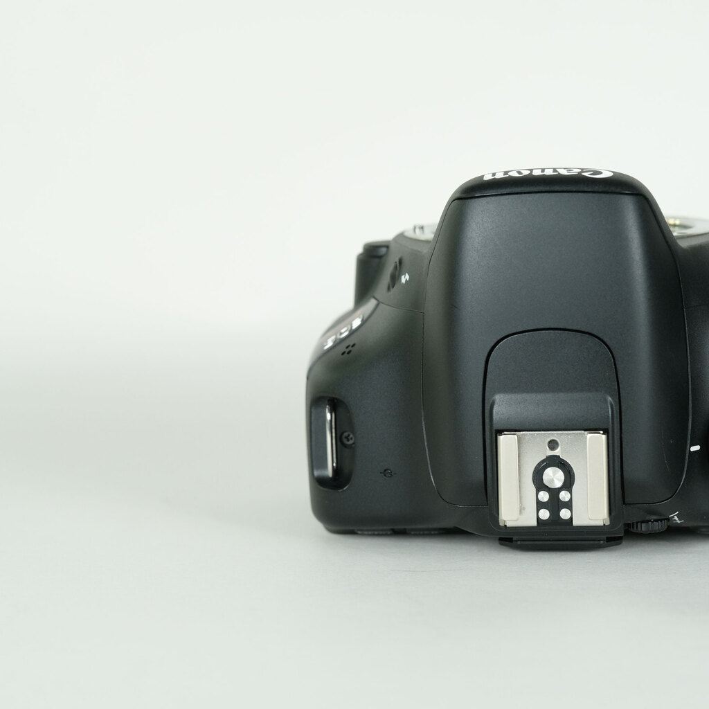 Canon EOS Kiss X4の出品 | ONE SCENE（ワンシーン）