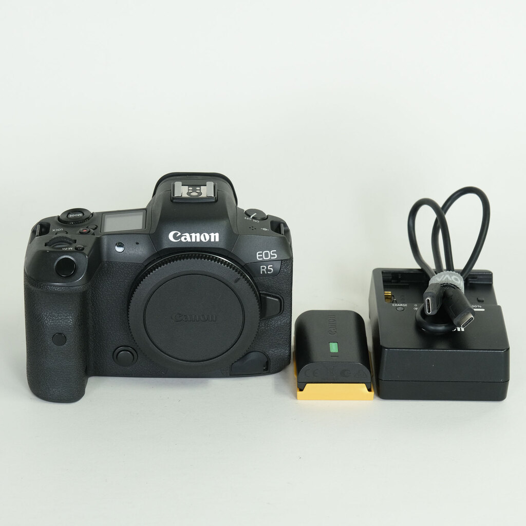 Canon EOS R5