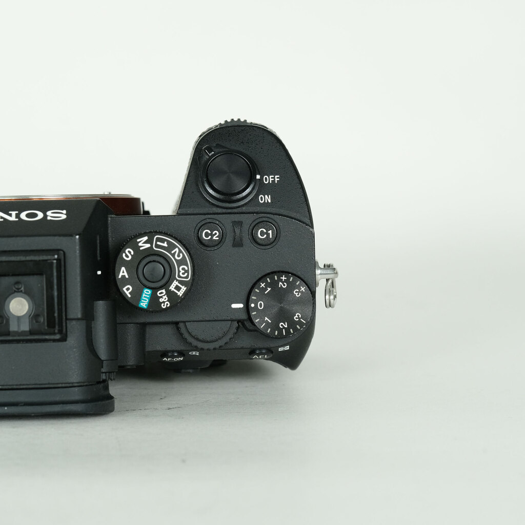 SONY α7R III(ILCE-7RM3) SONY α7R III(ILCE-7RM3)