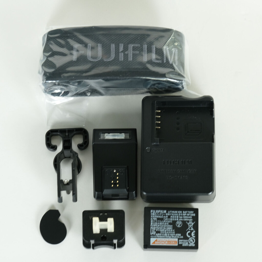 FUJIFILM X-H1