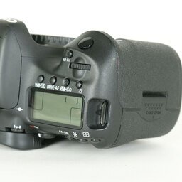 Canon EOS 7D Mark II Canon EOS 7D Mark II