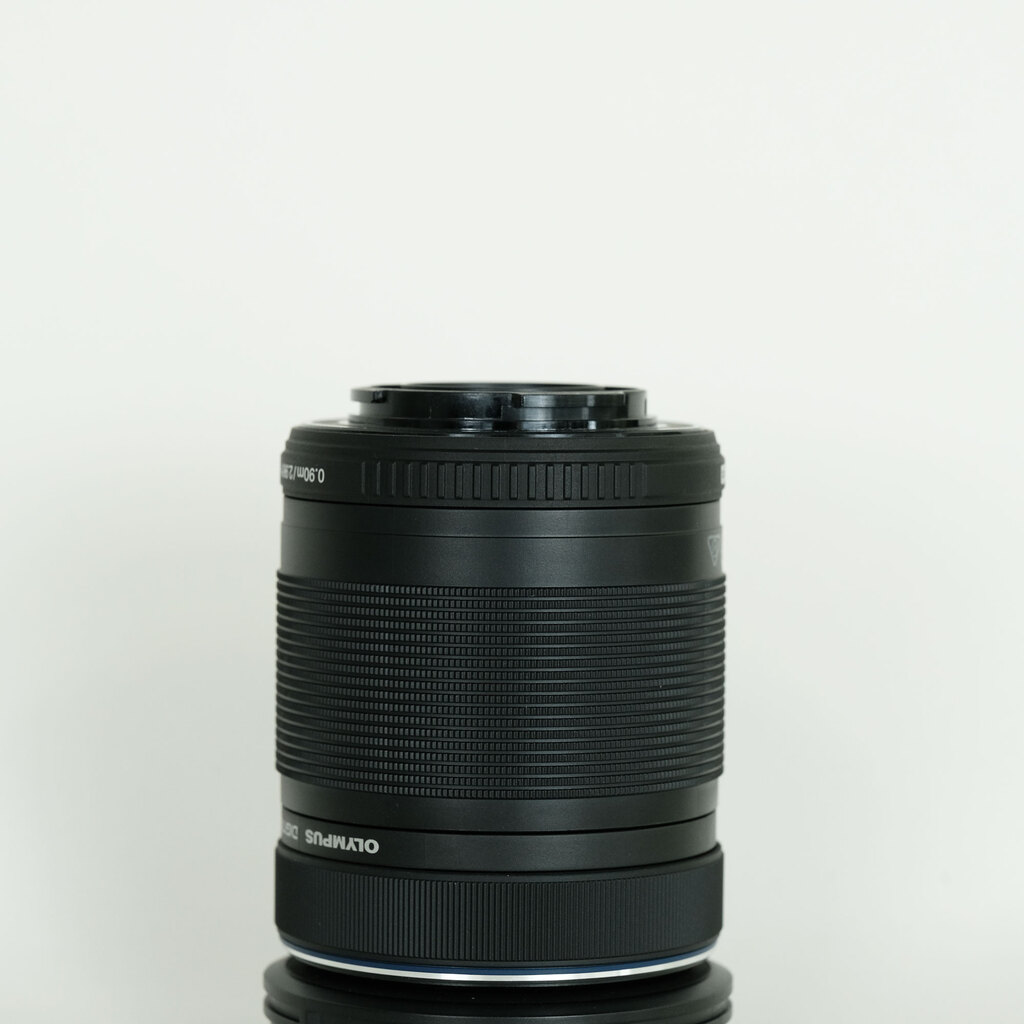 OLYMPUS M.ZUIKO DIGITAL ED 40-150mm F4.0-5.6 R OLYMPUS M.ZUIKO DIGITAL ED 40-150mm F4.0-5.6 R