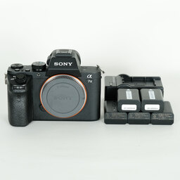 SONY α7 II(ILCE-7M2) SONY α7 II(ILCE-7M2)