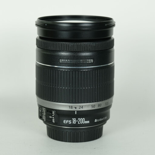 Canon EF-S18-200mm F3.5-5.6 IS