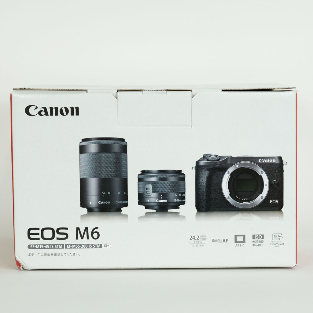 Canon EOS M6