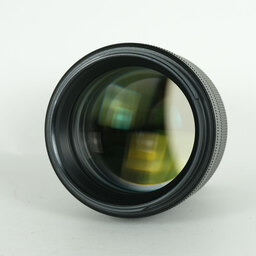 Nikon NIKKOR Z 135mm f/1.8 S Plena