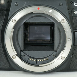 Canon EOS 9000D