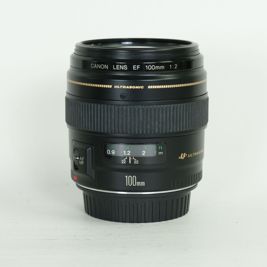 Canon EF100mm F2 USM