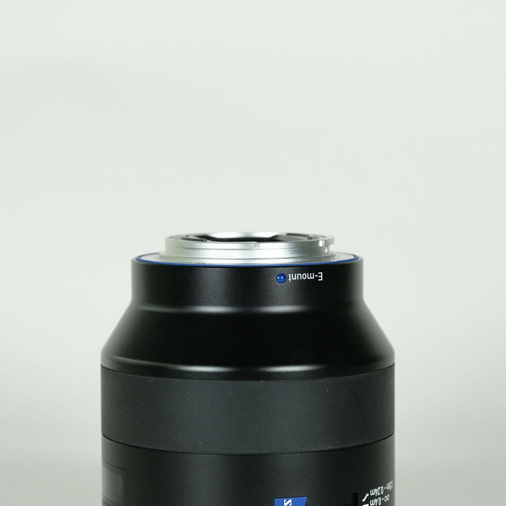 【ジャンク】Zeiss Batis 2/40 CF レンズ Carl Zeiss Batis 2/40 CF [ソニーE用]の出品 | ONE SCENE（ワンシーン）