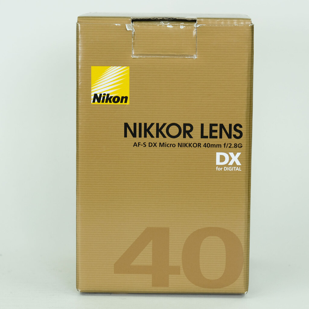 Nikon AF-S DX Micro NIKKOR 40mm f/2.8G