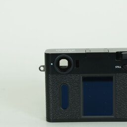 FUJIFILM X half X-HF1