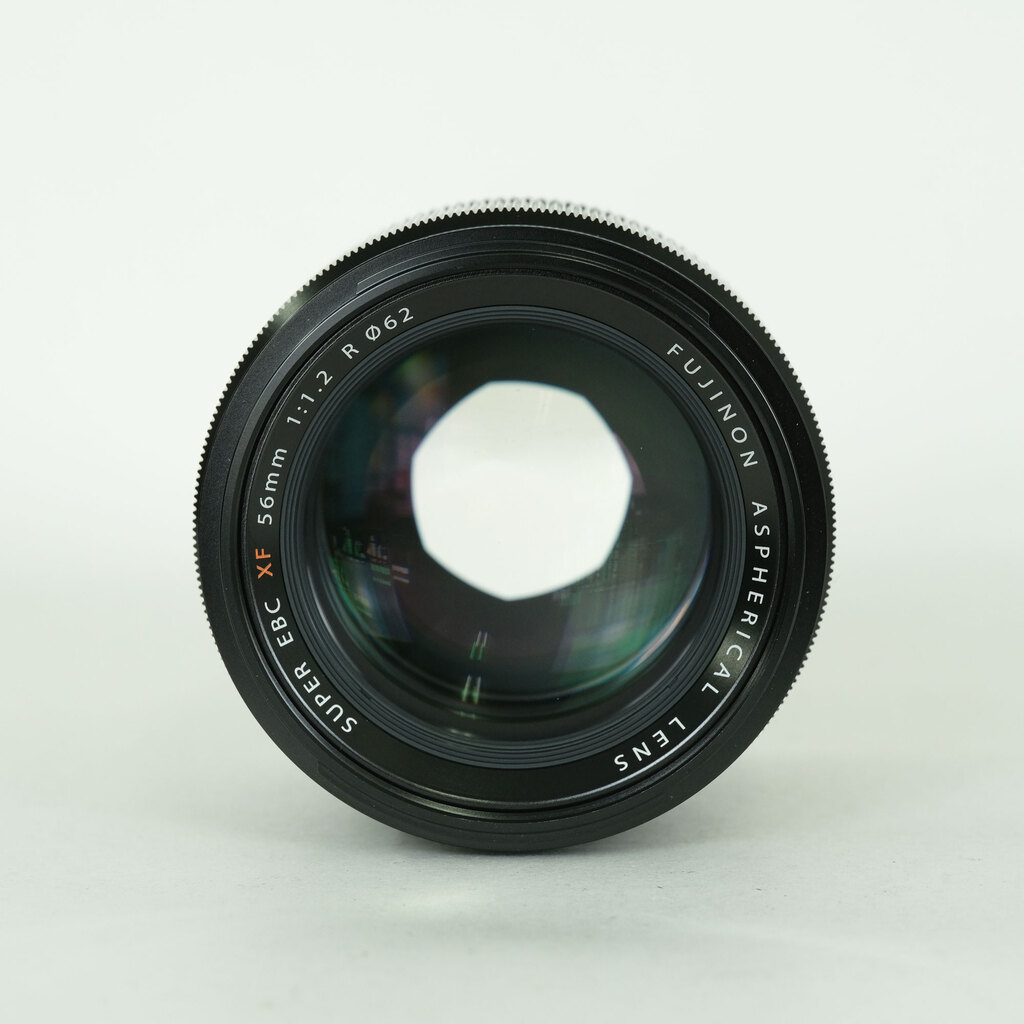 FUJIFILM XF56mmF1.2 R