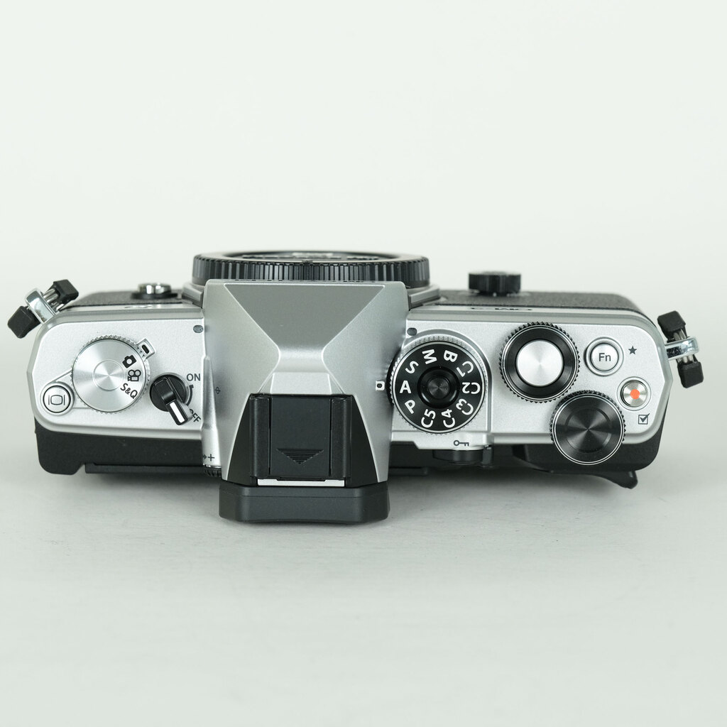 OM SYSTEM OM-3 OM SYSTEM OM-3