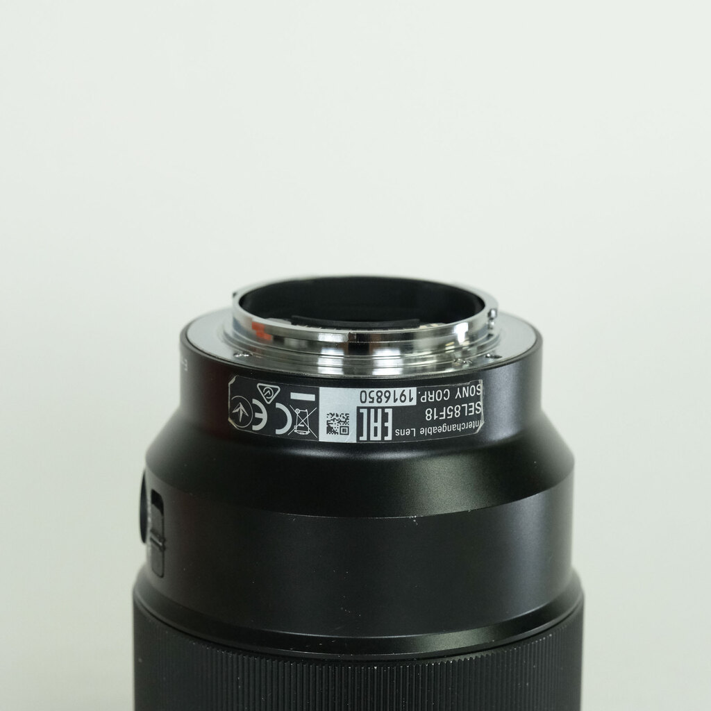 SONY FE 85mm F1.8 SEL85F18