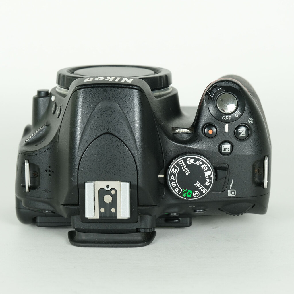 Nikon D5100 ボディの出品 | ONE SCENE（ワンシーン）