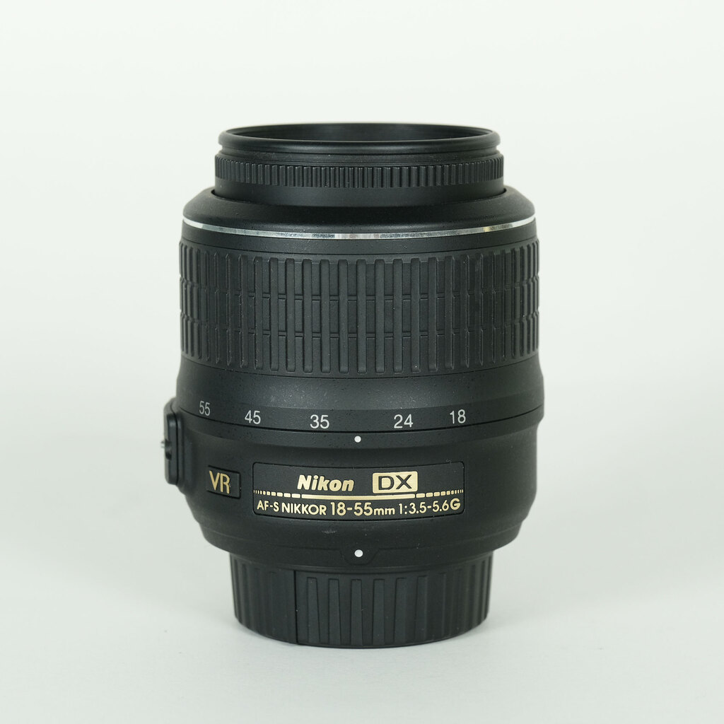 AF-S DX NIKKOR 18-55mm f/3.5-5.6G VR 中古価格比較 - 価格.com
